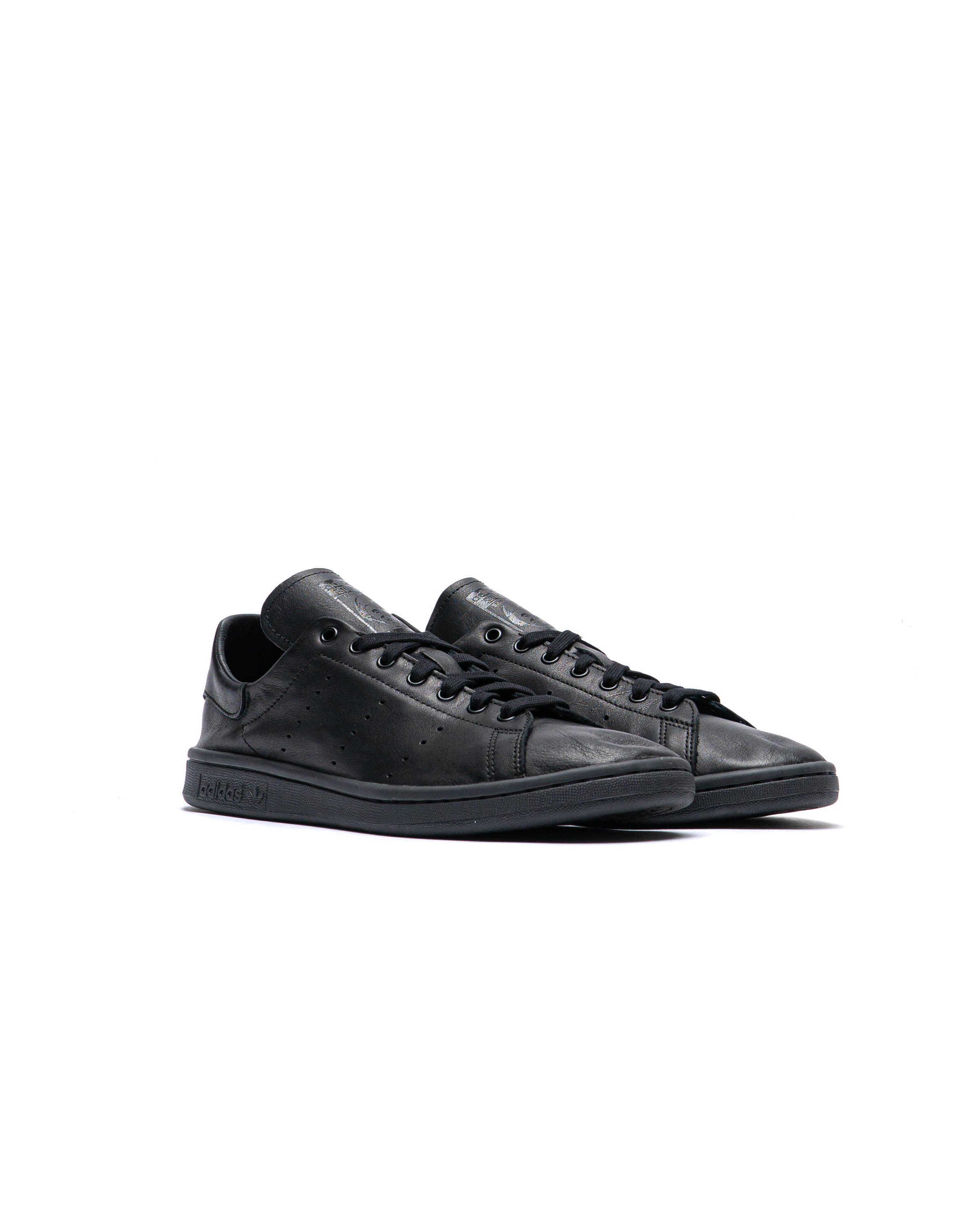 All black stan smith mens online